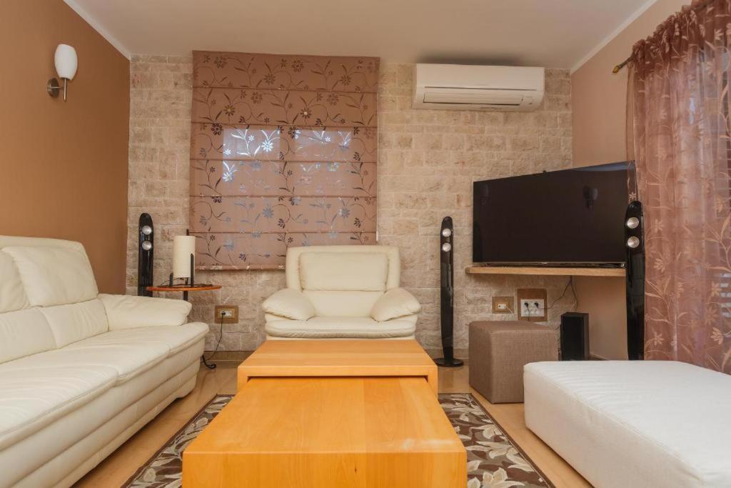 Luxury Apartments Near Bacvice Beach Split Exterior foto