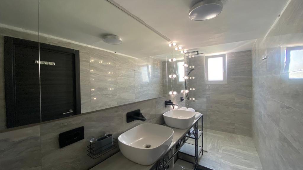 Luxury Apartments Near Bacvice Beach Split Exterior foto